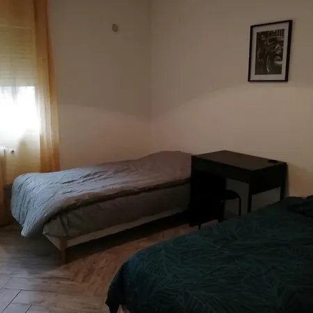 شقة Beautiful And Spacious Well Located *